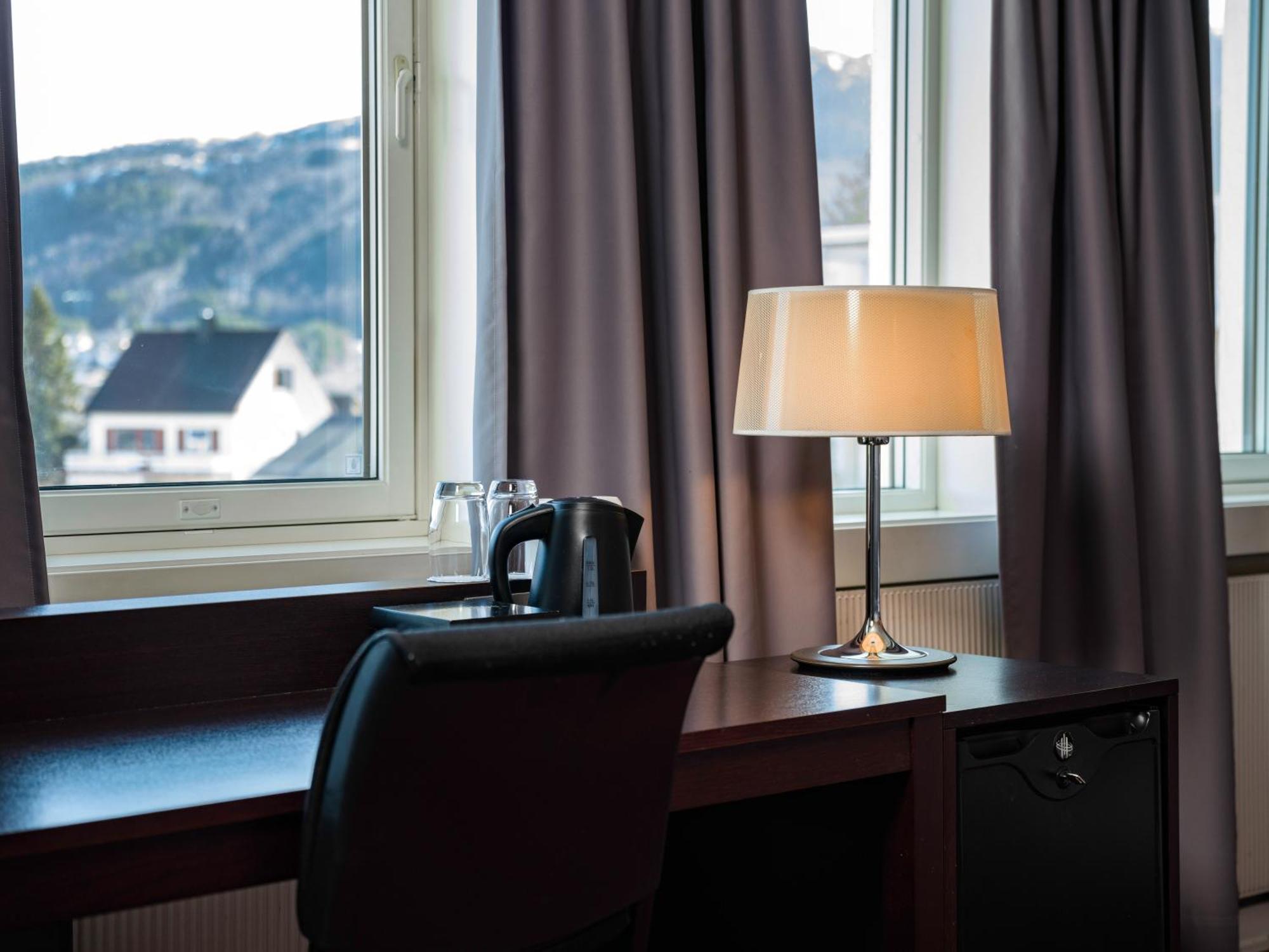 Quality Hotel Grand Royal Narvik Exterior photo